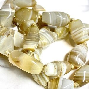 Banded agate oval bead necklace
